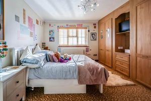 Bedroom 4- click for photo gallery